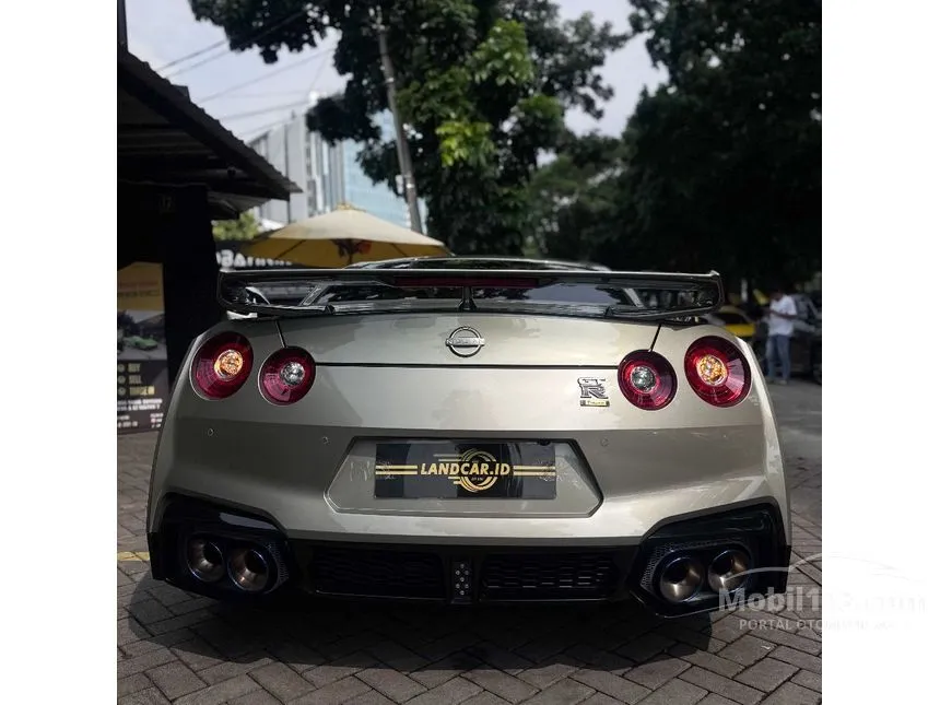 2025 Nissan GT-R Premium Edition T-Spec Coupe