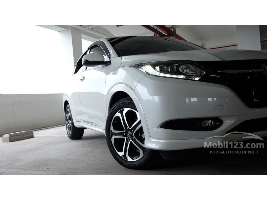 Jual Mobil  Honda  HR V  2019 Prestige 1 8 di Jawa Timur 