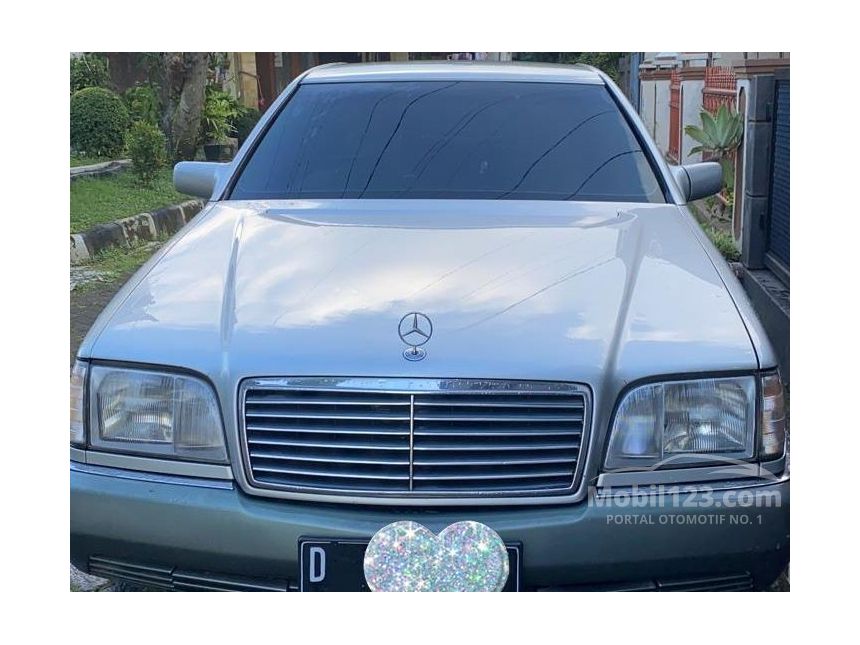 1992 Mercedes-Benz 300SEL W140 L6 3.2 Automatic Sedan