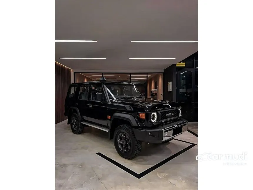 2024 Toyota Land Cruiser 70 LX SUV