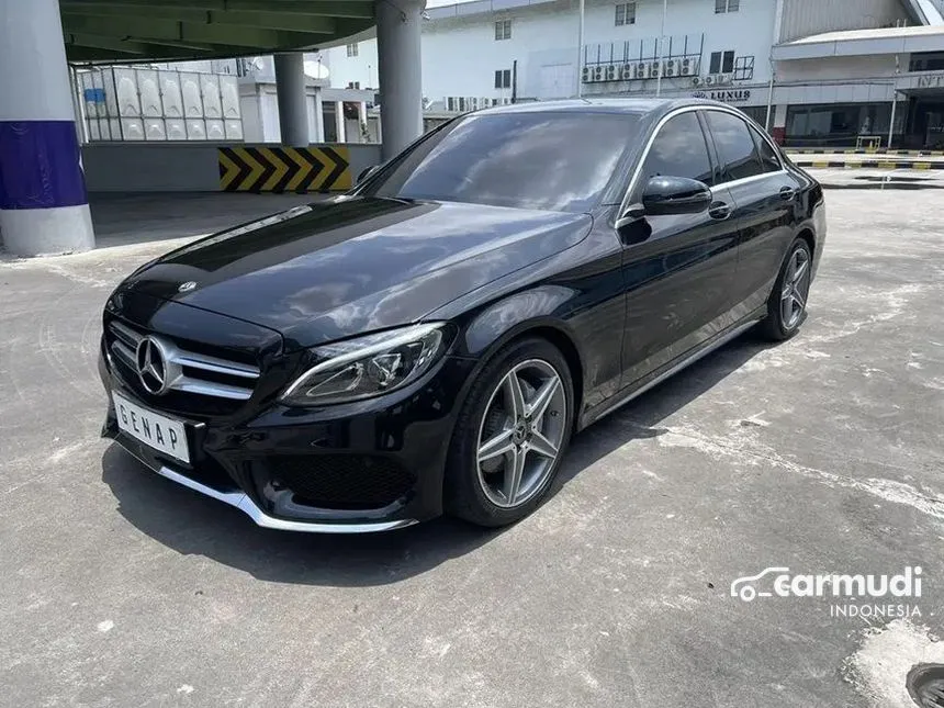 2018 Mercedes-Benz C200 AMG Line Sedan