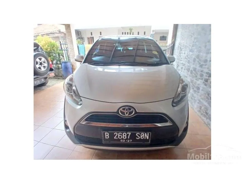 2017 Toyota Sienta V MPV