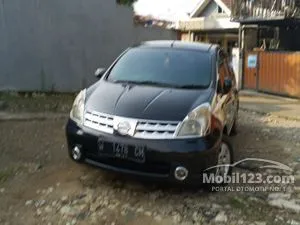 2011 Nissan Grand Livina 1.5 XV MPV