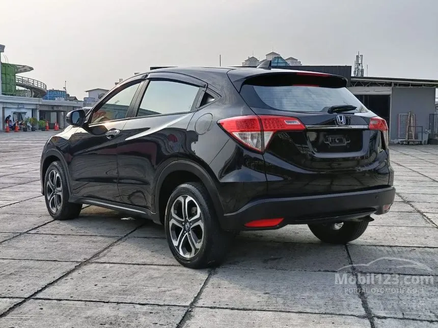 2021 Honda HR-V E SUV
