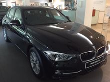 NEW PROFILE NIK 2018 BMW 320i 2.0 Sport Sedan