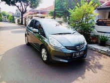 Honda jazz S at abu metalik 2012