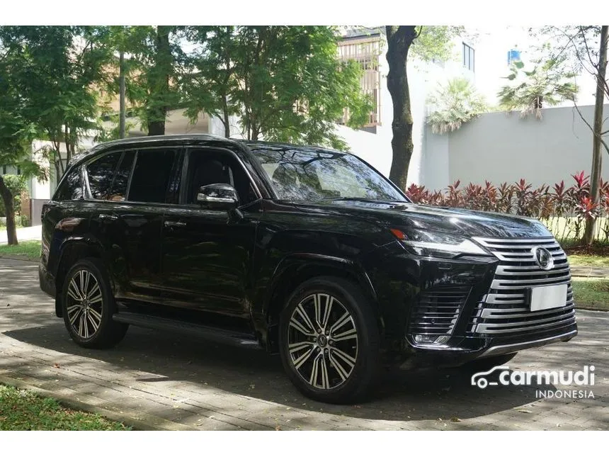 2022 Lexus LX 600 SUV
