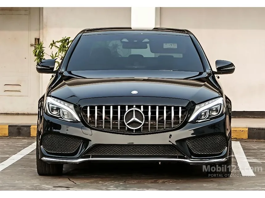 2015 Mercedes-Benz C250 AMG Sedan