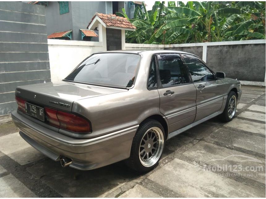 Jual Mobil Mitsubishi Eterna 1992 2.0 Manual 2.0 di Jawa 