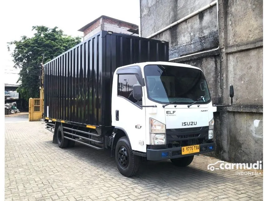 2023 Isuzu Elf NMR 81 U Trucks