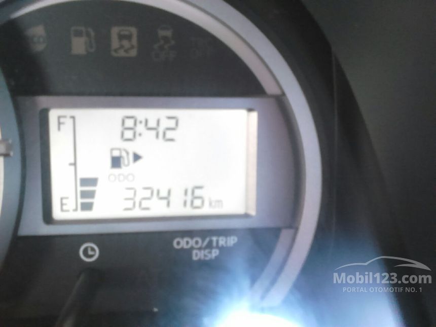 2016 Daihatsu Xenia R SPORTY MPV