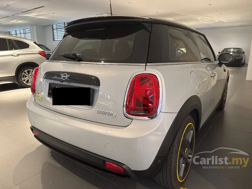 2022 MINI 3 Door Cooper SE Hatchback