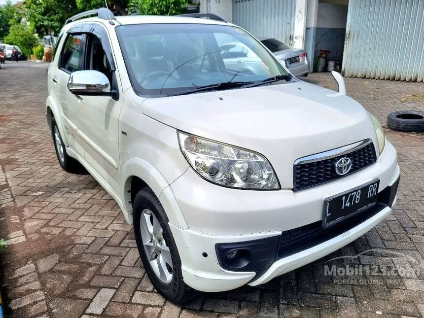 Jual Mobil Toyota Rush 2014 TRD Sportivo 1.5 di Jawa Timur Automatic SUV Putih Rp 155.000.000