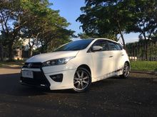 2016 Toyota Yaris 1.5 TRD Sportivo White LOW KM 17AUTO