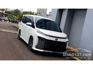 2022 Toyota Voxy 2.0 (Non Premium Color) MPV