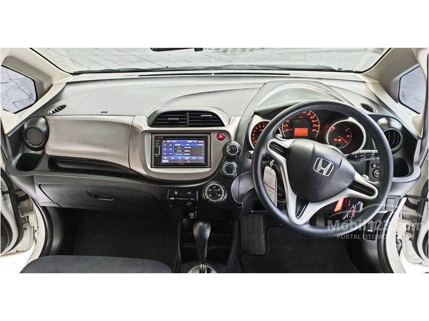  Jual  Mobil  Honda Jazz  2014 RS  1 5 di Yogyakarta  Automatic 