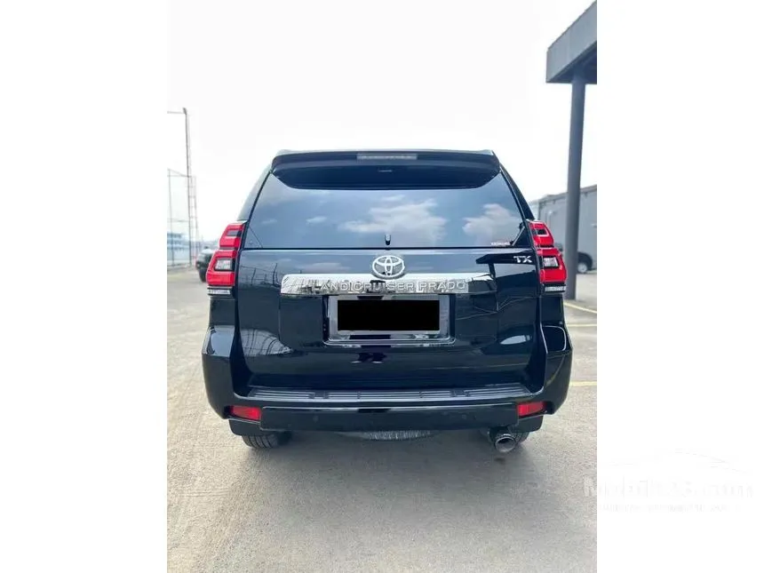 2021 Toyota Land Cruiser Prado TX SUV