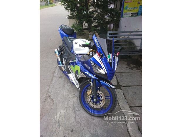  Yamaha  R 15 Motor bekas dijual di Indonesia  Dari 11 