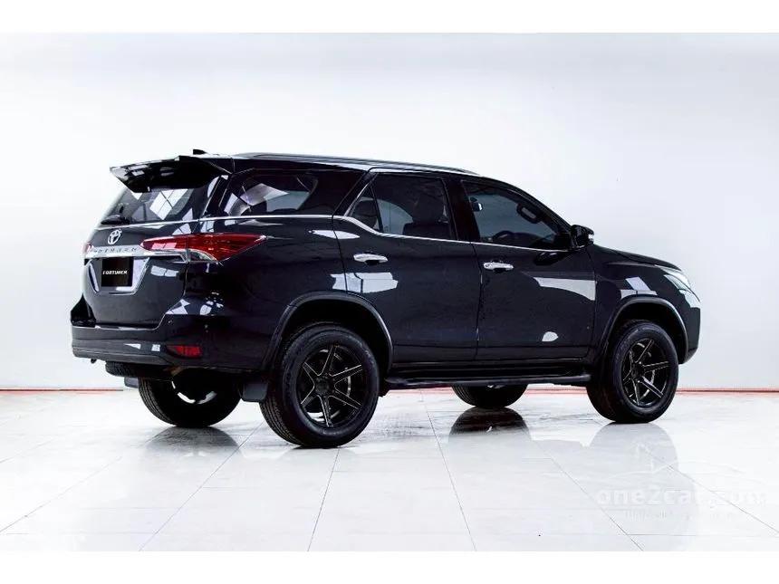 2017 Toyota FORTUNER V SUV