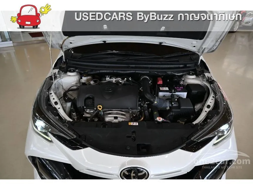 2023 Toyota YARIS Premium Hatchback