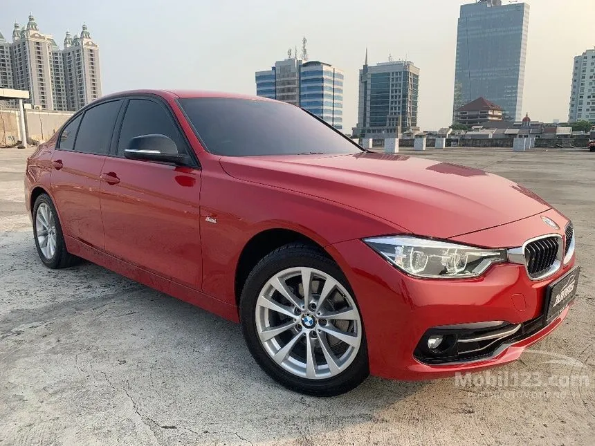 Jual Mobil BMW 320i 2018 Sport 2.0 di DKI Jakarta Automatic Sedan Merah Rp 425.000.000