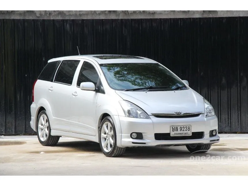 2004 Toyota WISH Q Limited Wagon