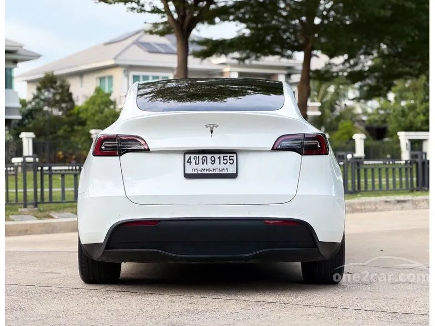 2023 TESLA Model Y Standard Range SUV