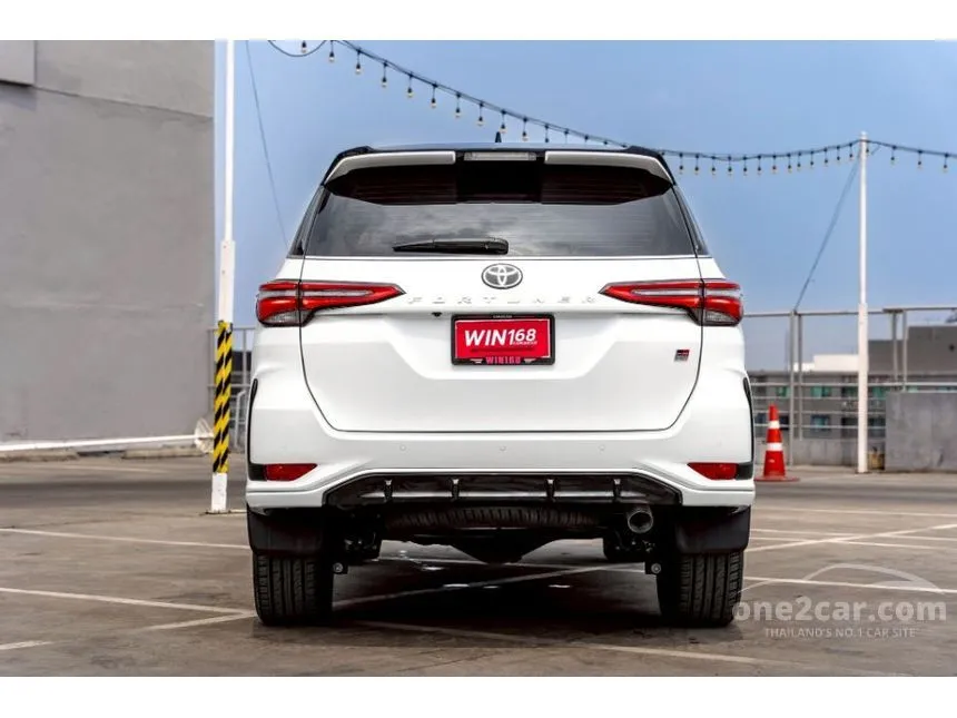 2025 Toyota FORTUNER GR Sport SUV
