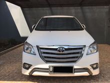 Promo Akhir September Toyota Innova G Bensin MT 2014 Putih, DP Nego Angsuran Nego