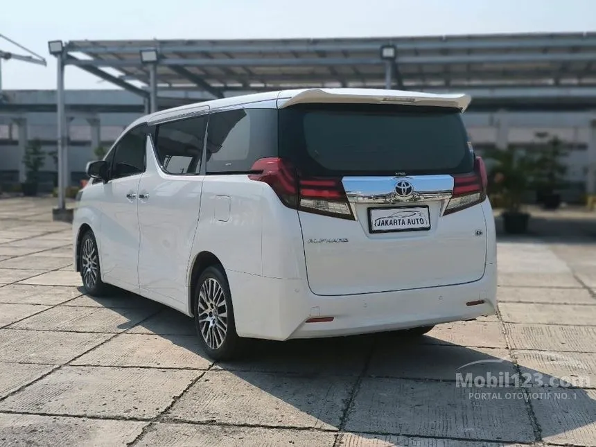 2015 Toyota Alphard G MPV