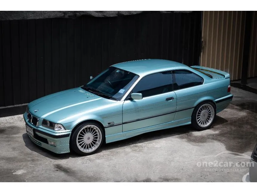 1993 BMW 318i Coupe