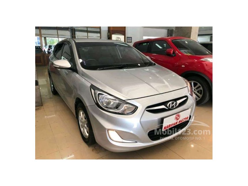 Jual Mobil Hyundai Grand Avega 2012 GL 1.4 di Jawa Barat 