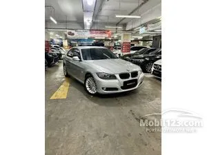 2011 BMW 320i 2.0 Executive Edition Sedan