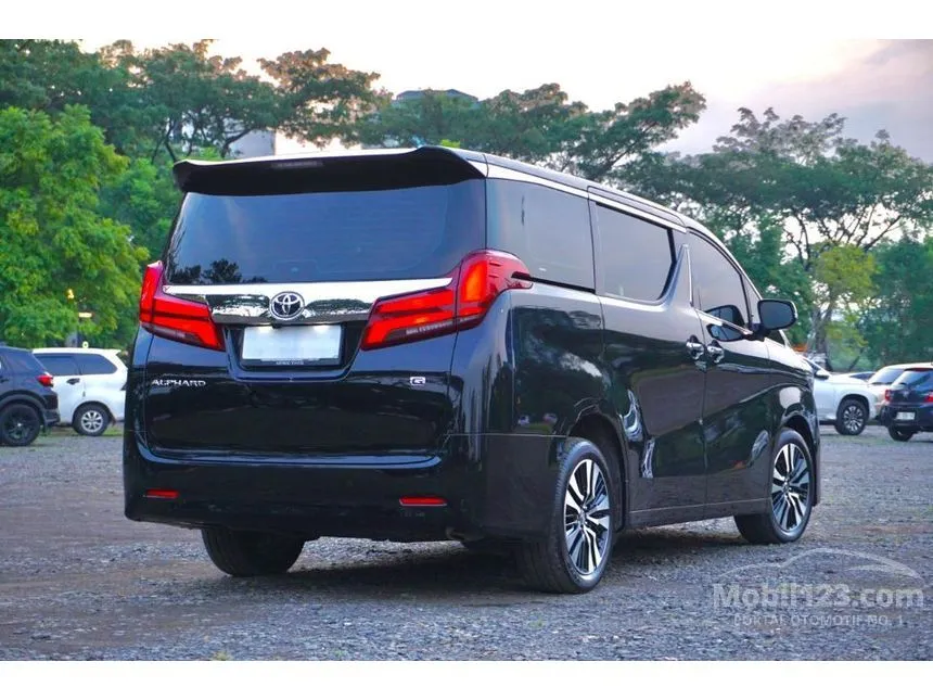2022 Toyota Alphard G MPV