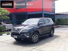 2015 Toyota Fortuner 2.8 (ปี 15-18) V SUV AT