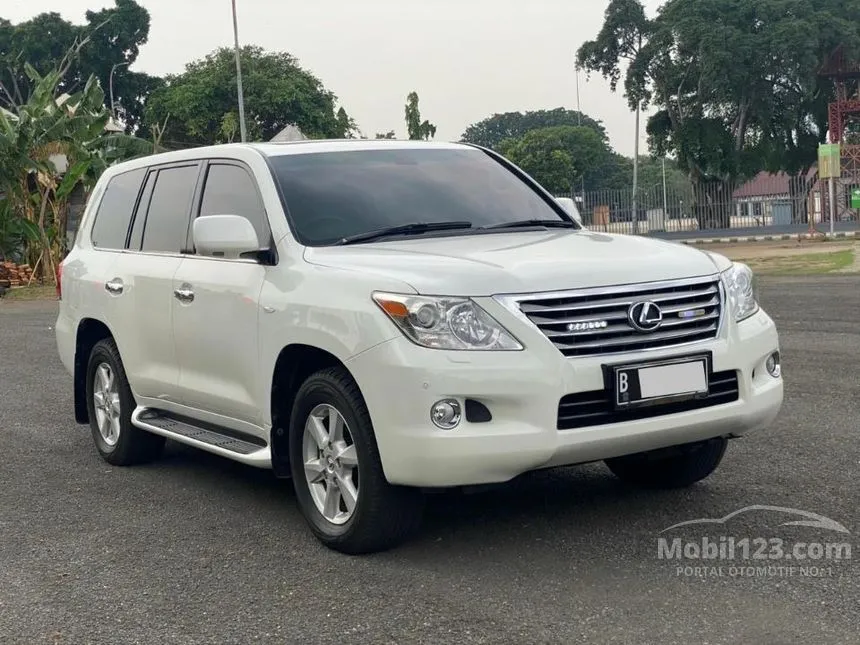 2011 Lexus LX 570 SUV