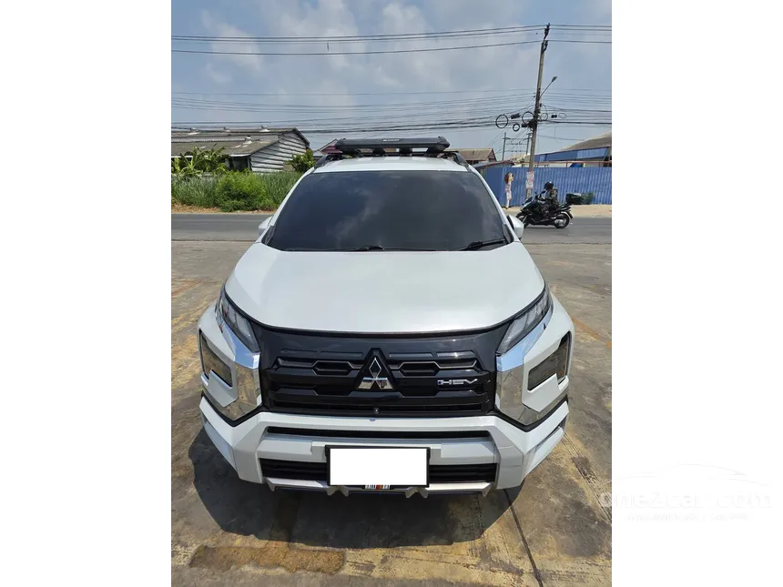 2024 Mitsubishi Xpander Cross HEV Cross Wagon