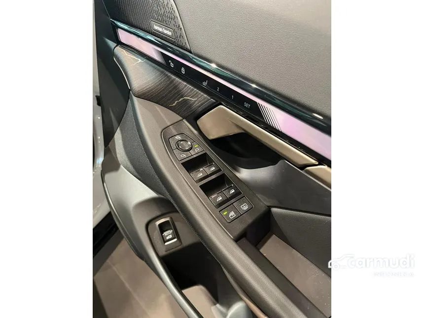 2025 BMW i5 eDrive40 M Sport Sedan