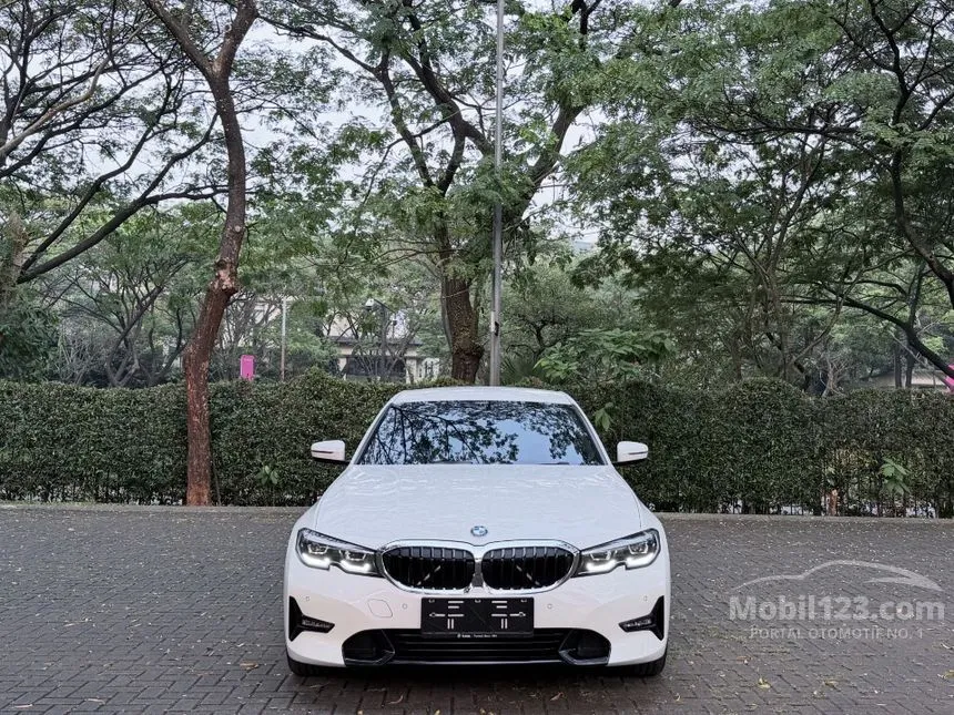 2022 BMW 320i Sport Sedan
