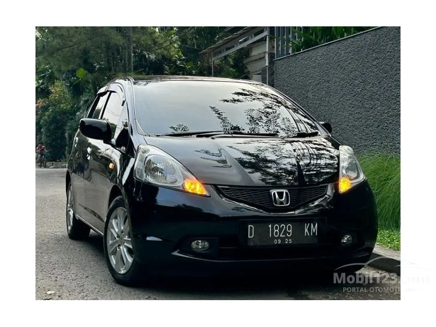 Jual Mobil Honda Jazz 2008 1.5 di Jawa Barat Automatic Hatchback Hitam Rp 115.000.000