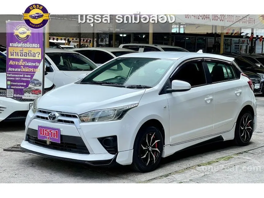2013 Toyota YARIS J Hatchback