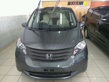 2009 Honda Freed 1.5 (Grey Top)