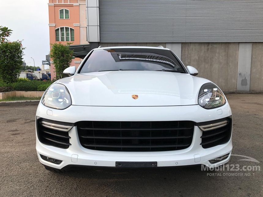 Jual Mobil Porsche Cayenne 2015 Turbo 4.8 di DKI Jakarta Automatic SUV