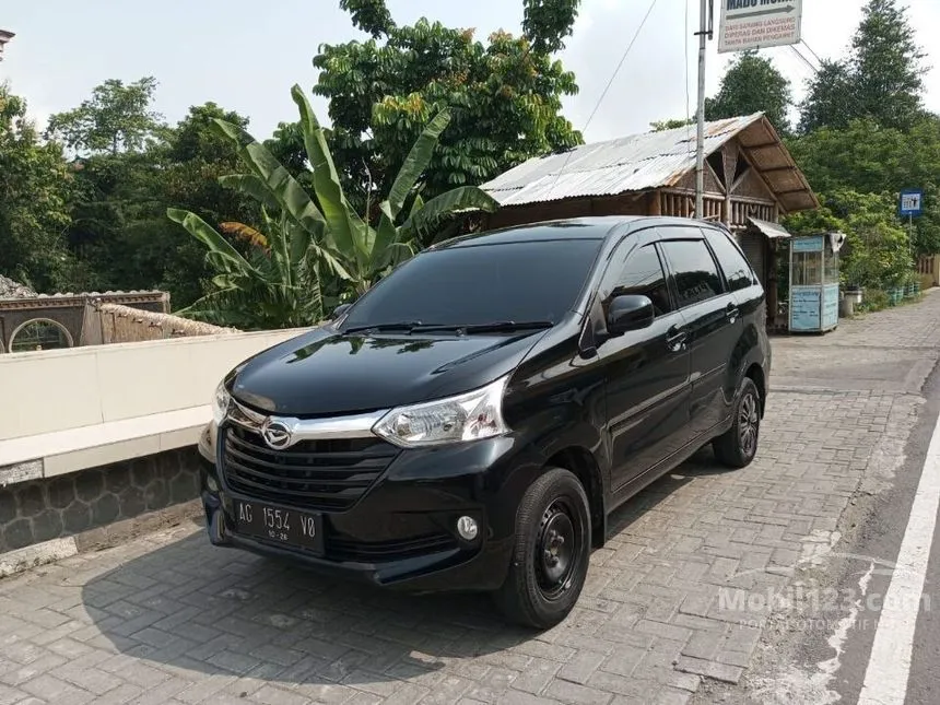 Jual Mobil Daihatsu Xenia 2016 R 1.3 di Jawa Timur Manual MPV Hitam Rp 130.000.000