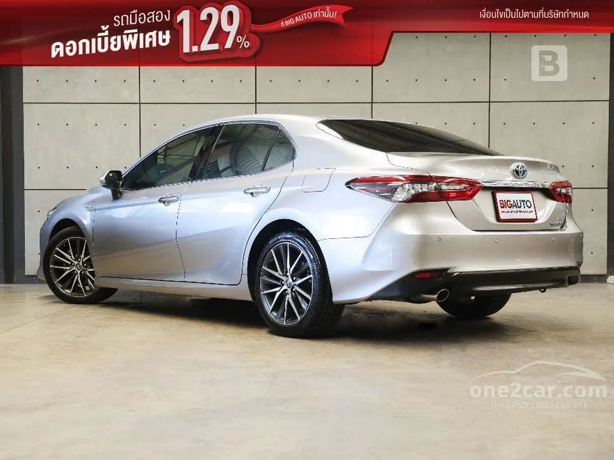 2022 Toyota CAMRY HEV Premium Sedan