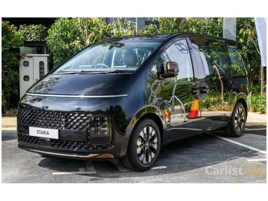 2025 Hyundai Staria Style (10-seater) MPV