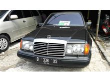 1991 Mercedes-Benz 300E