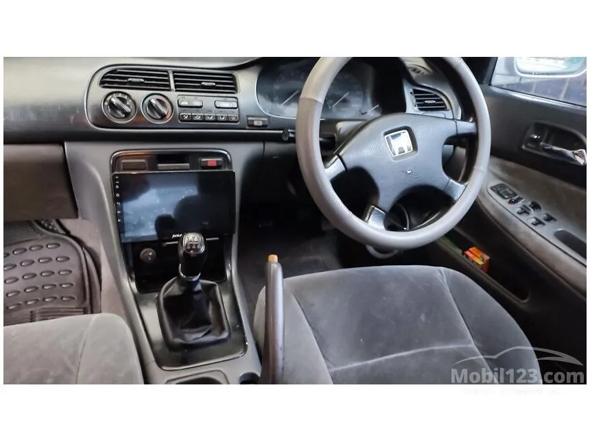 Jual Mobil Honda Accord 1994 Manual 2.2 di Jawa Barat Manual Sedan Abu