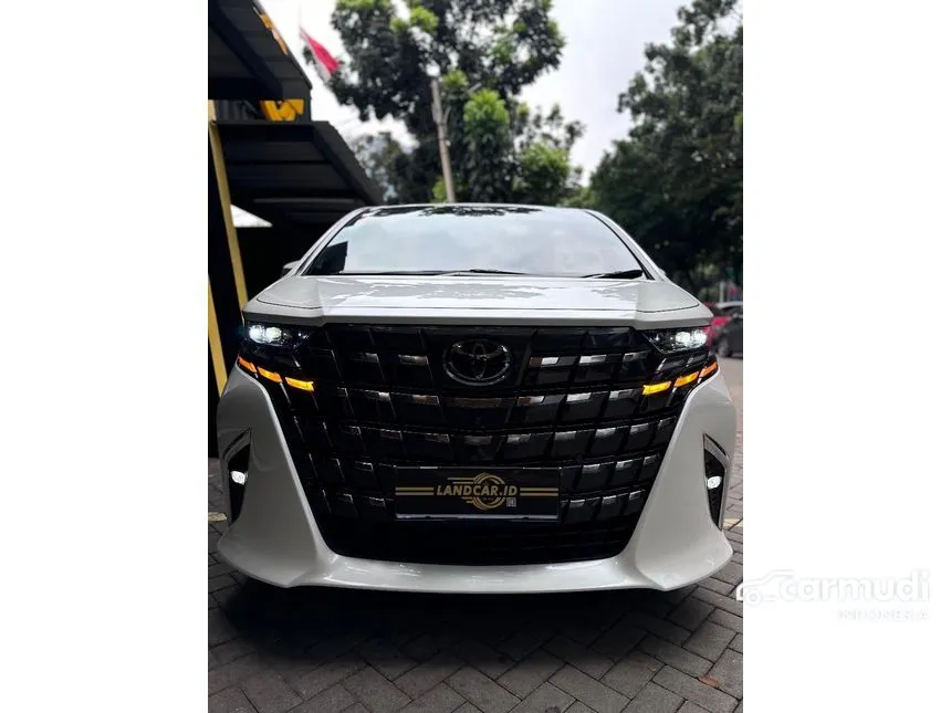 2023 Toyota Alphard HEV MPV