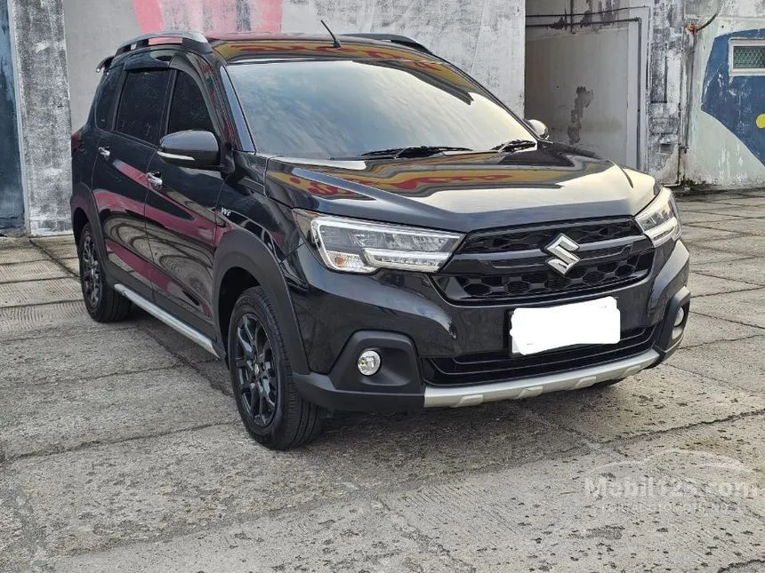 2025 Suzuki XL7 Alpha Hybrid SUV